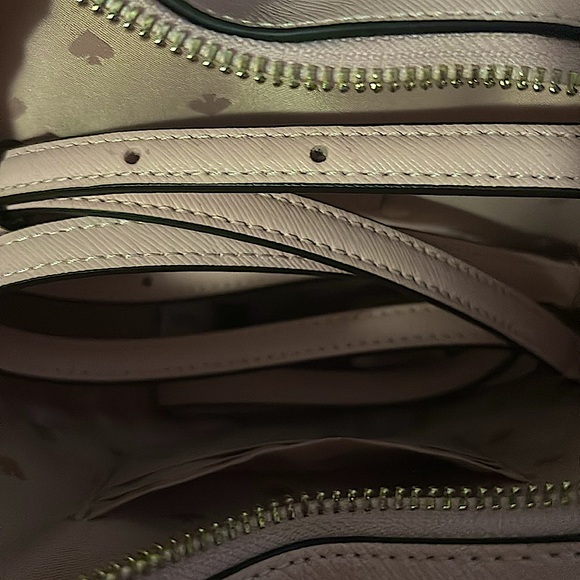 💕SOLD💕Pink Kate spade heart bag🩷 - Picture 3 of 3